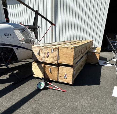 Empty robinson helicopter r44 - robinson,